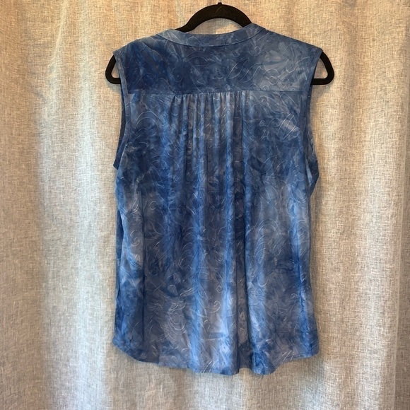 C/B Blue Tie-Dye Sleeveless Blouse - Size Medium - Picture 4 of 7